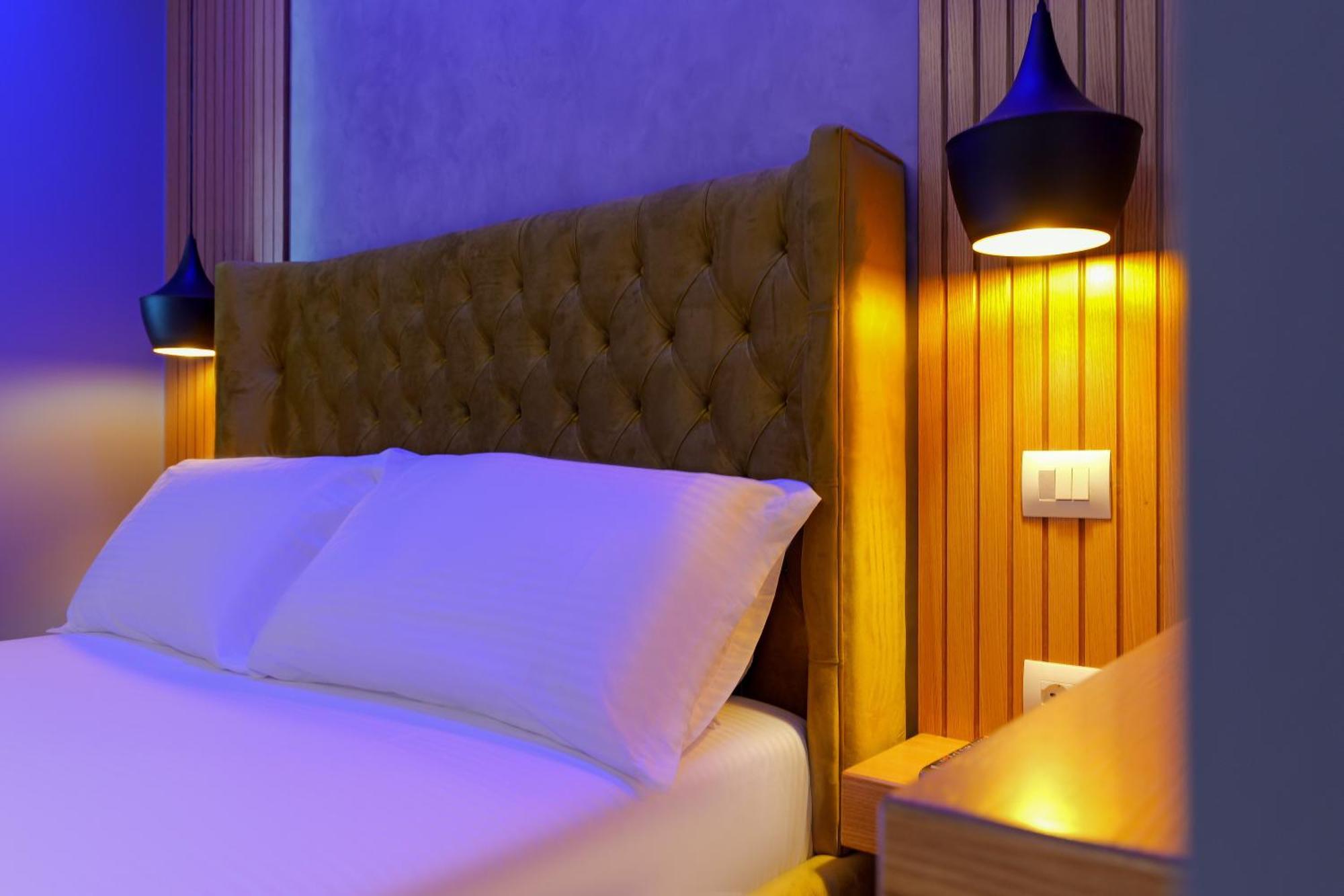 Hotel Piramida Ksamil Luaran gambar