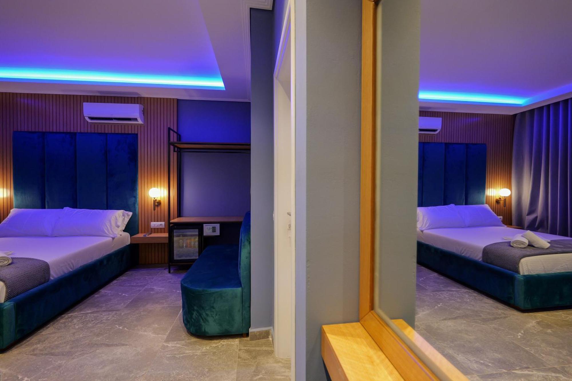 Hotel Piramida Ksamil Luaran gambar
