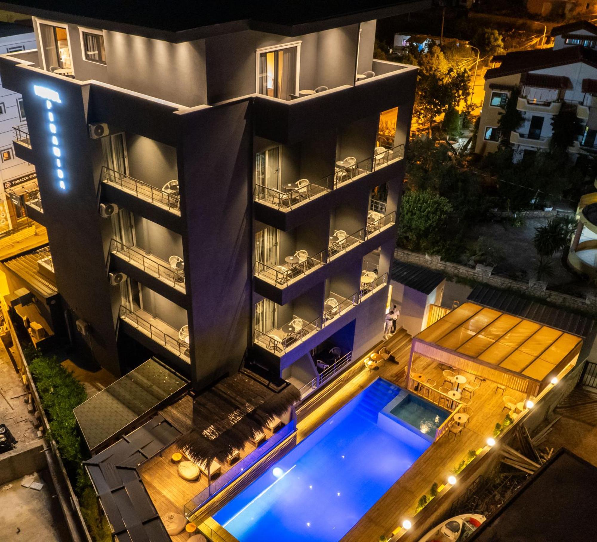 Hotel Piramida Ksamil Luaran gambar